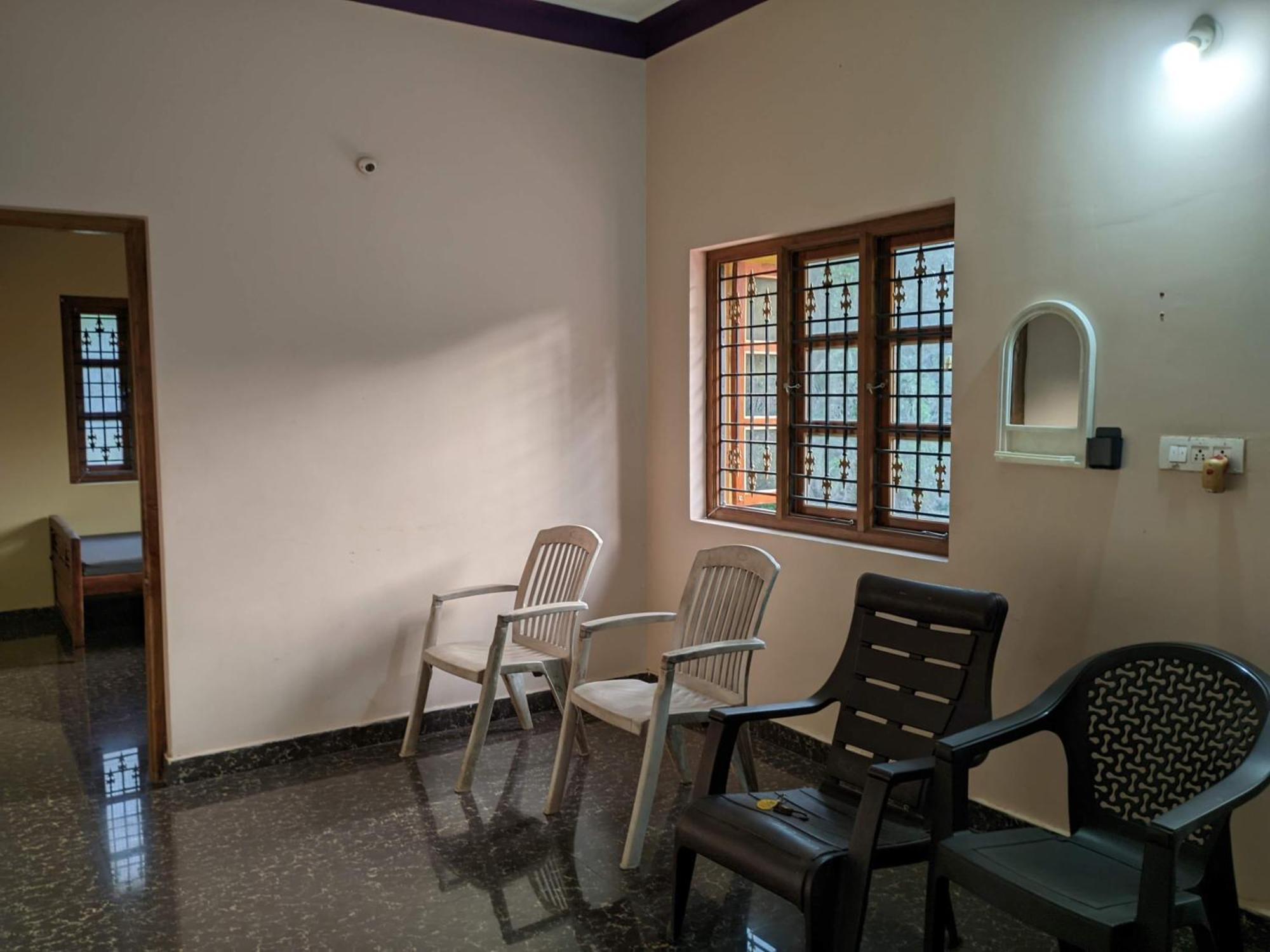 Homestay Nandana Гокарна Экстерьер фото